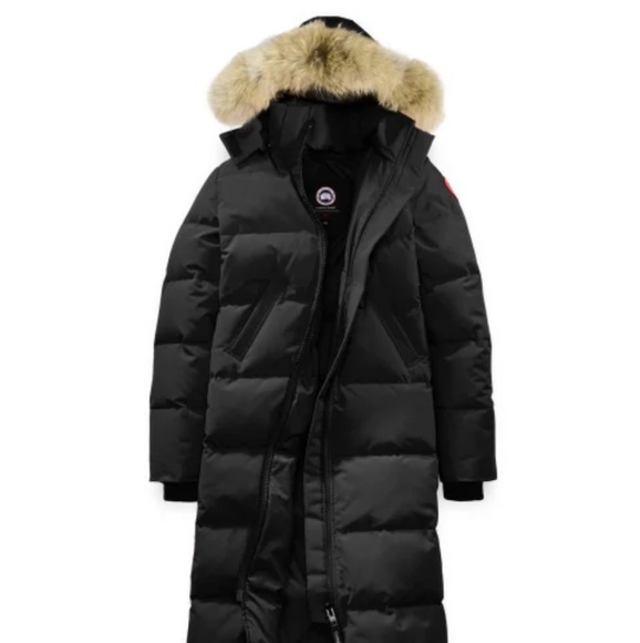 Canada Goose Jackets & Blazers - Canada goose parka